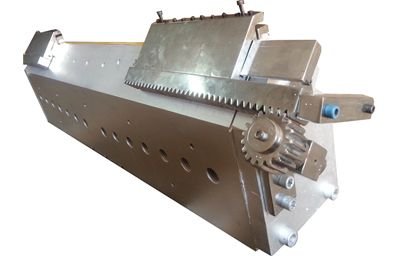 T-Die with external Dackling